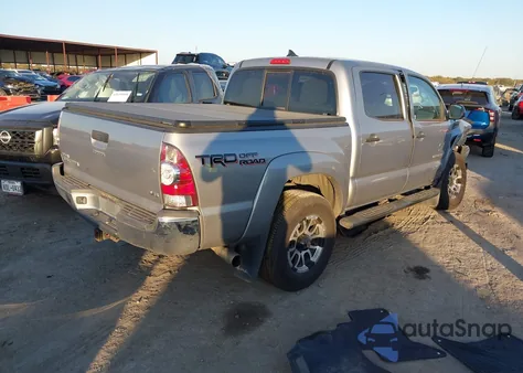 2014 Toyota Tacoma Base V6 z USA, uszkodzony, nr VIN 3TMLU4EN1EM144853